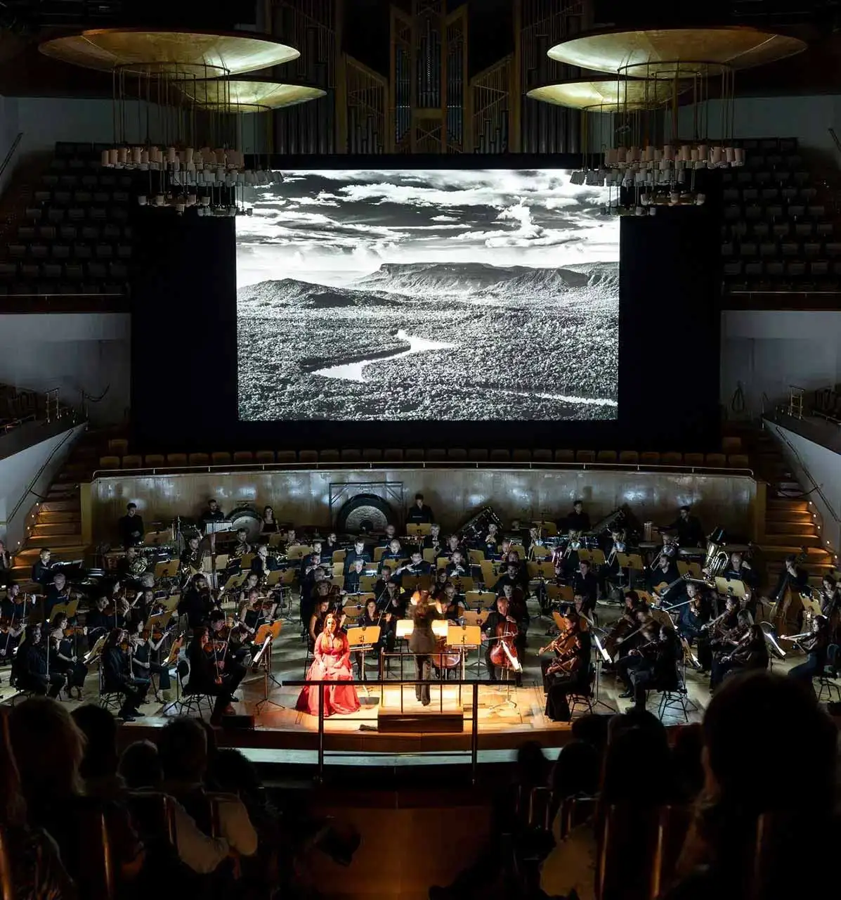  Concierto AMAZÔNIA de Sebastião Salgado en Barcelona