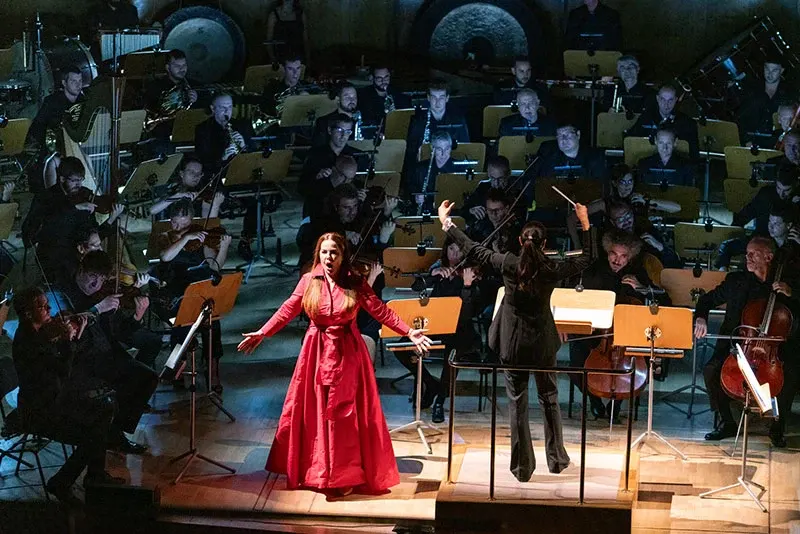 L’Orquestra Simfònica del Gran Teatre del Liceu en AMAZÔNIA de Sebastiao Salgado en Barcelona